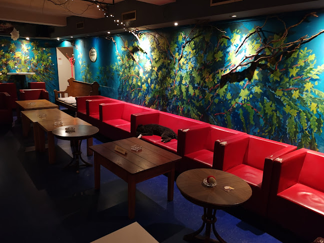 Comentarii opinii despre Cherry Tree (Fantasy&Beer Pub)