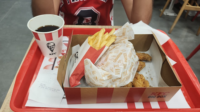 KFC Avenue Mall - Gastronomija i ugostiteljstvo