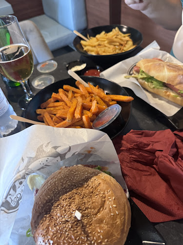 Opinii despre Fast food Buddy s Matulji în Matulji - Gastronomija i ugostiteljstvo