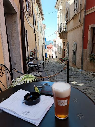 Ul. Borgo 5, 52424, Motovun