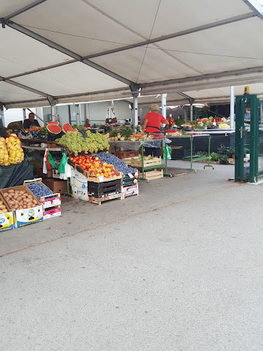 Opinii despre Tržnica Velika Gorica în Velika Gorica - Gastronomija i ugostiteljstvo