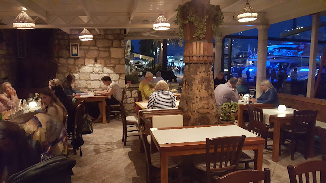 4 Palme - Gastronomija i ugostiteljstvo