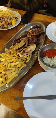 Comentarii opinii despre Buffet Fife