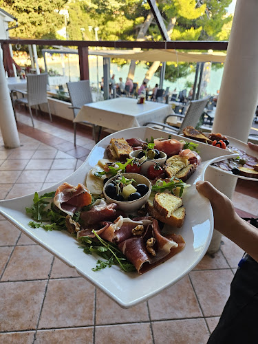 Podvrške 3, 22243, Murter