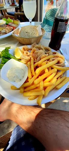 Opinii despre Jure în Supetar - Gastronomija i ugostiteljstvo