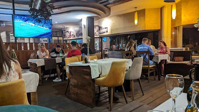 Riva 6, 51000, Rijeka