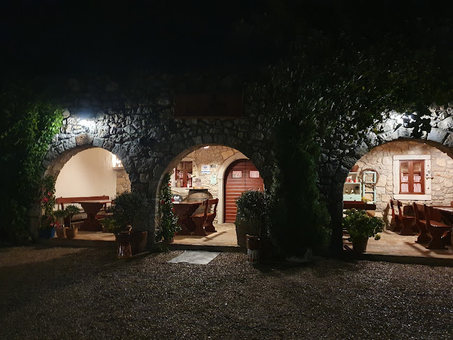 Konoba POD MURVU - Gastronomija i ugostiteljstvo