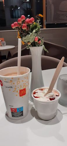 Opinii despre McDonald's Vrbani în Zagreb - Gastronomija i ugostiteljstvo