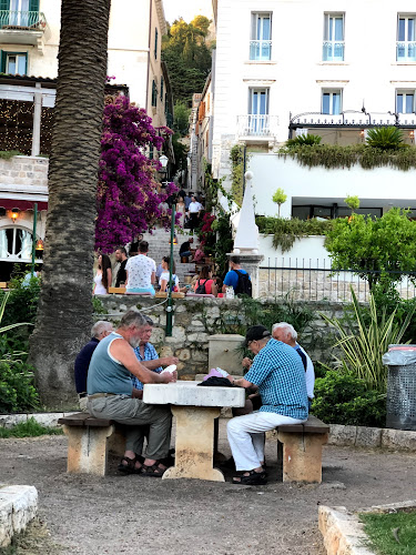 Dr. Mate Miličića 7, 21450, Hvar