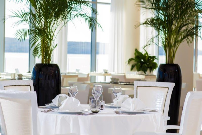 Restaurant Chandeliers