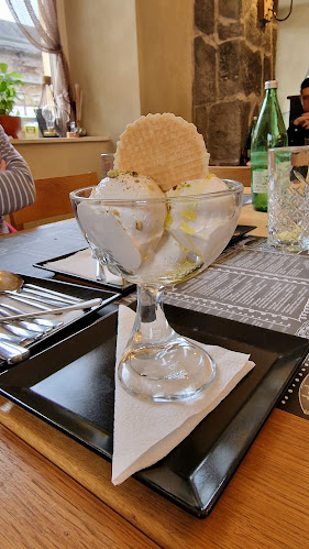 Bernarda pizza pasta burger - Gastronomija i ugostiteljstvo