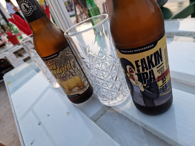 Ul. Riva Svetoga Mikule 11, 21485, Komiža