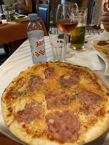 Comentarii opinii despre Adria Restaurant & Pizzeria