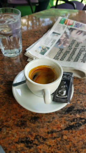 Opinii despre Caffe bar "Bugatti" în Zagreb - Gastronomija i ugostiteljstvo