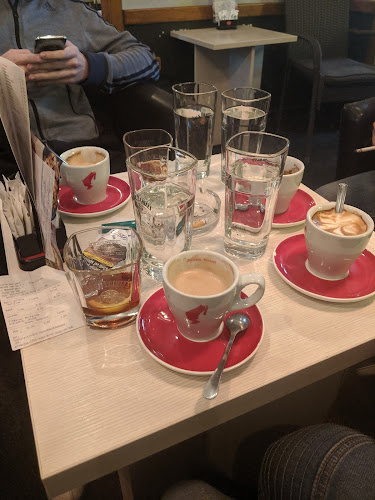 Caffe bar Grof - Gastronomija i ugostiteljstvo