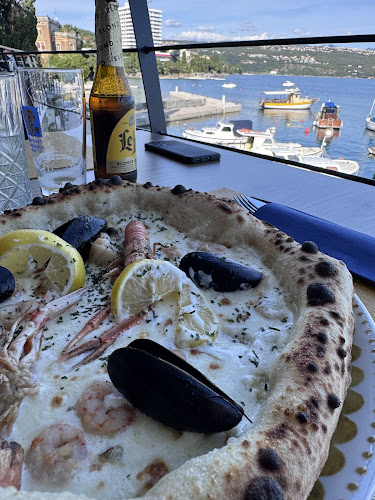 Opinii despre Bistro Yacht club în Opatija - Gastronomija i ugostiteljstvo