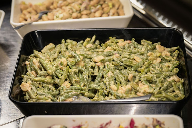 Mala Riba - Gastronomija i ugostiteljstvo