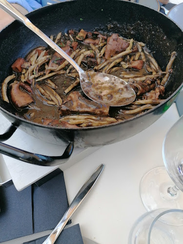 Comentarii opinii despre Mala Mora Restaurant & Cocktail Bar