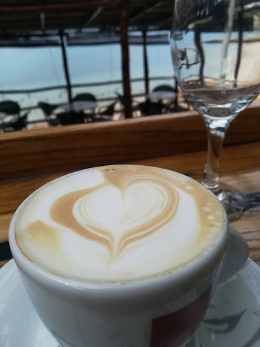 Comentarii opinii despre Beach Bar Jert