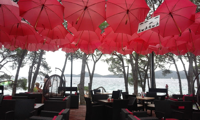 Opinii despre Queen Bar în Biograd na Moru - Gastronomija i ugostiteljstvo