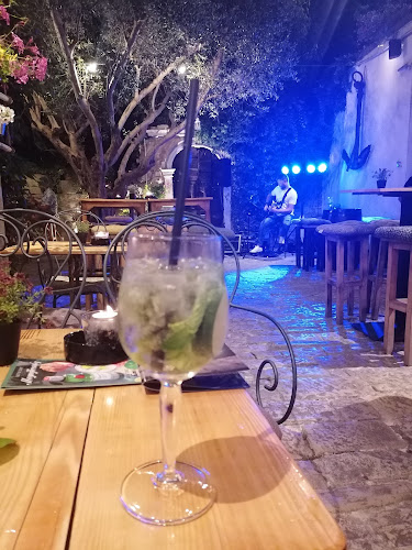 Ulixes - Gastronomija i ugostiteljstvo