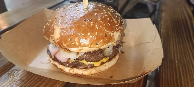 JB's Street Food & Tobacco - Novalja