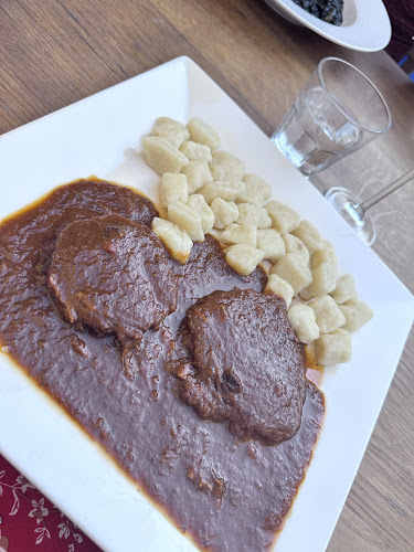 Trumbićeva obala 11, 21000, Split