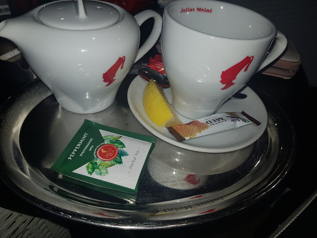 Trg 1. istarske Brigade, Trg I istarske brigade 9, 52100, Pula