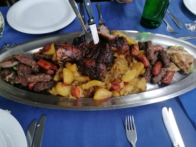 Baćo - Gastronomija i ugostiteljstvo