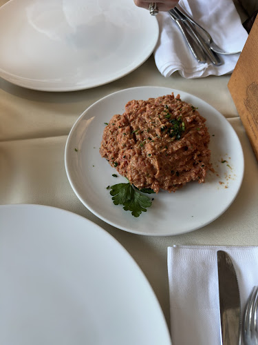 Restaurant Konoba Daniela - Gastronomija i ugostiteljstvo