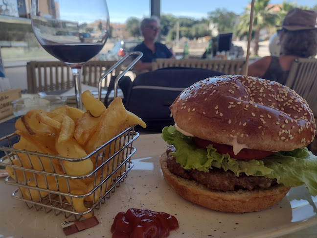 Caffe & snack bar RUŽMARIN - Lun