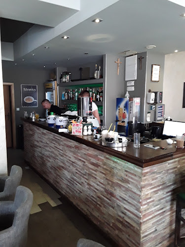 Opinii despre Caffe Bar Greenfield în Osijek - Gastronomija i ugostiteljstvo