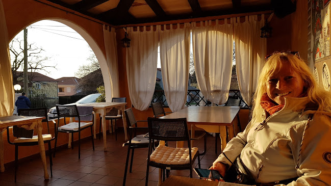 Ungarija ul. 2, 52475, Zambratija