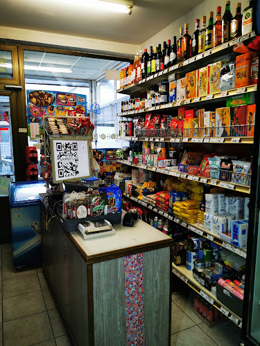 Nikonal-Caffe bar i trgovina mješovitom robom - Gastronomija i ugostiteljstvo