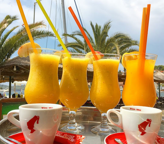 D114 172, 21405, Milna