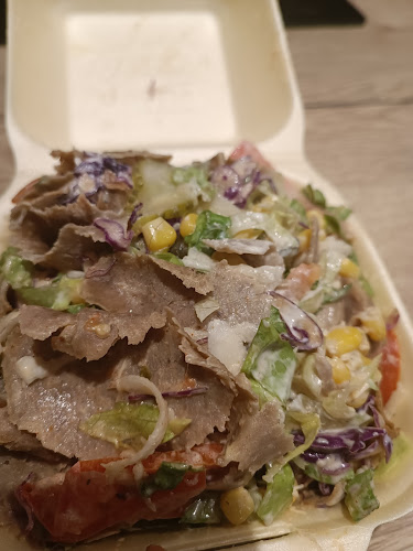 Opinii despre Fast Food Lily în Split - Gastronomija i ugostiteljstvo