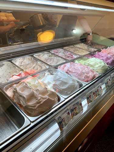 Comentarii opinii despre Slasticarnica Dinamo