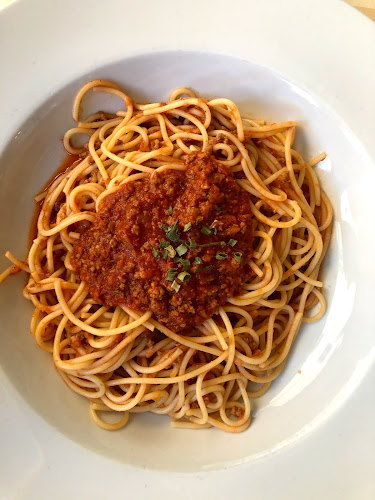 Restaurant & pizzeria Škafet - Gastronomija i ugostiteljstvo