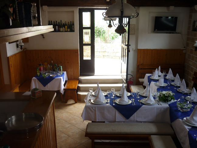 Ul. Ive Vojnovića 16, 21400, Supetar