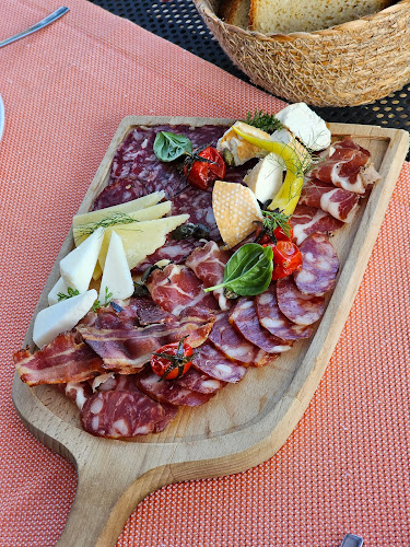 Opinii despre Bolfan Vinski Vrh în Hrašćina - Gastronomija i ugostiteljstvo