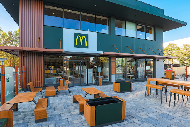 Opinii despre McDonald's Vrbani în Zagreb - Gastronomija i ugostiteljstvo