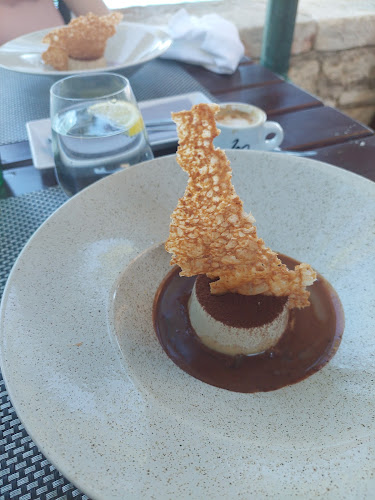 20260, Stari Grad, Korčula