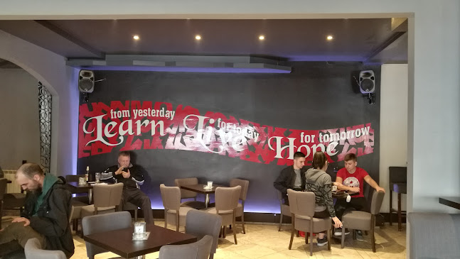 Caffe & Night bar Hary - Gastronomija i ugostiteljstvo