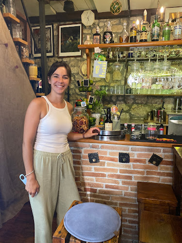 Cocktail Bar Limbo - Gastronomija i ugostiteljstvo