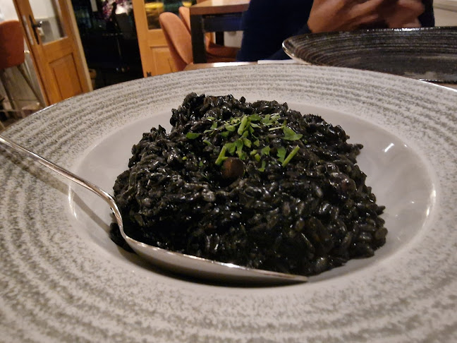 Opinii despre Bota-Šare Restaurant în Zagreb - Gastronomija i ugostiteljstvo