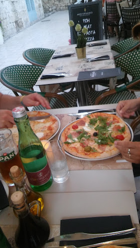 Oh!LaLa Konoba Pizzeria - Split