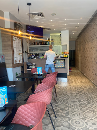 Stari plac 2 - Gastronomija i ugostiteljstvo