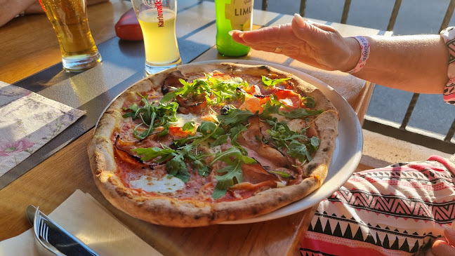 Tepli bok 15A, 21223, Okrug Gornji