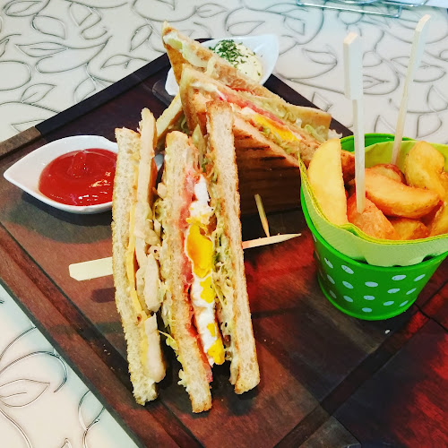 Comentarii opinii despre Old Choco House