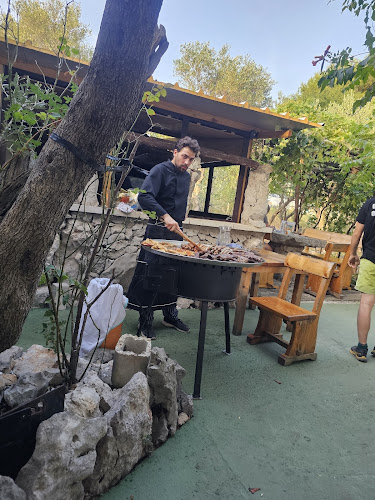 Arti Bar - Gastronomija i ugostiteljstvo